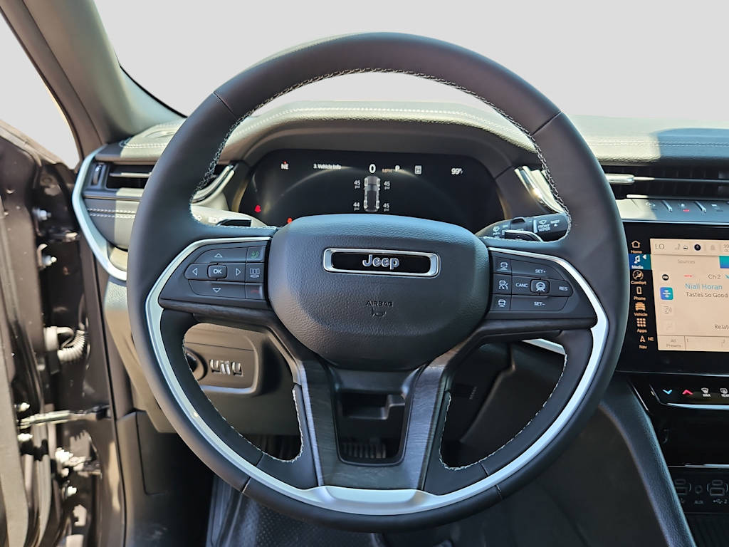 Thumbnail: 2026 Jeep Grand Cherokee - 13