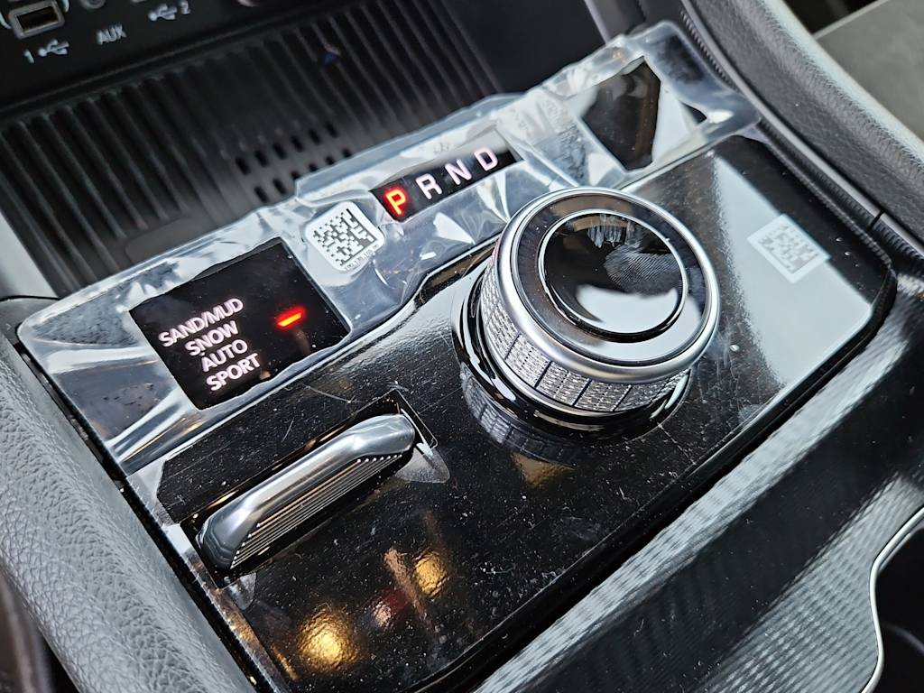 Thumbnail: 2026 Jeep Grand Cherokee - 25