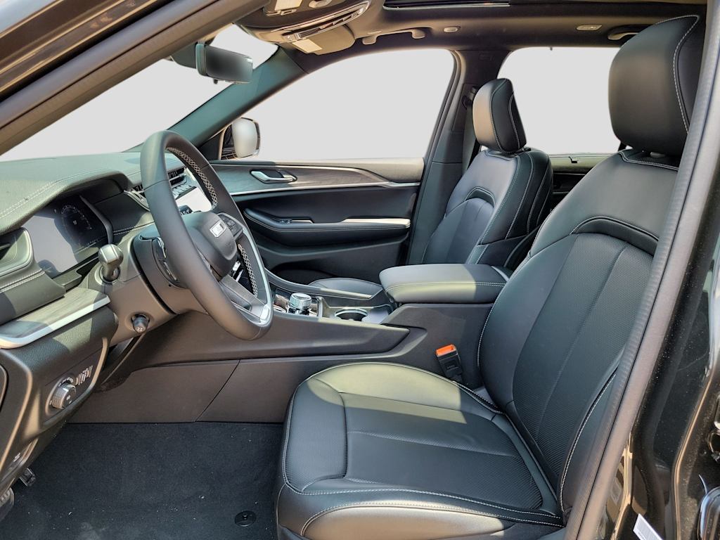 Thumbnail: 2024 Jeep Grand Cherokee - 9