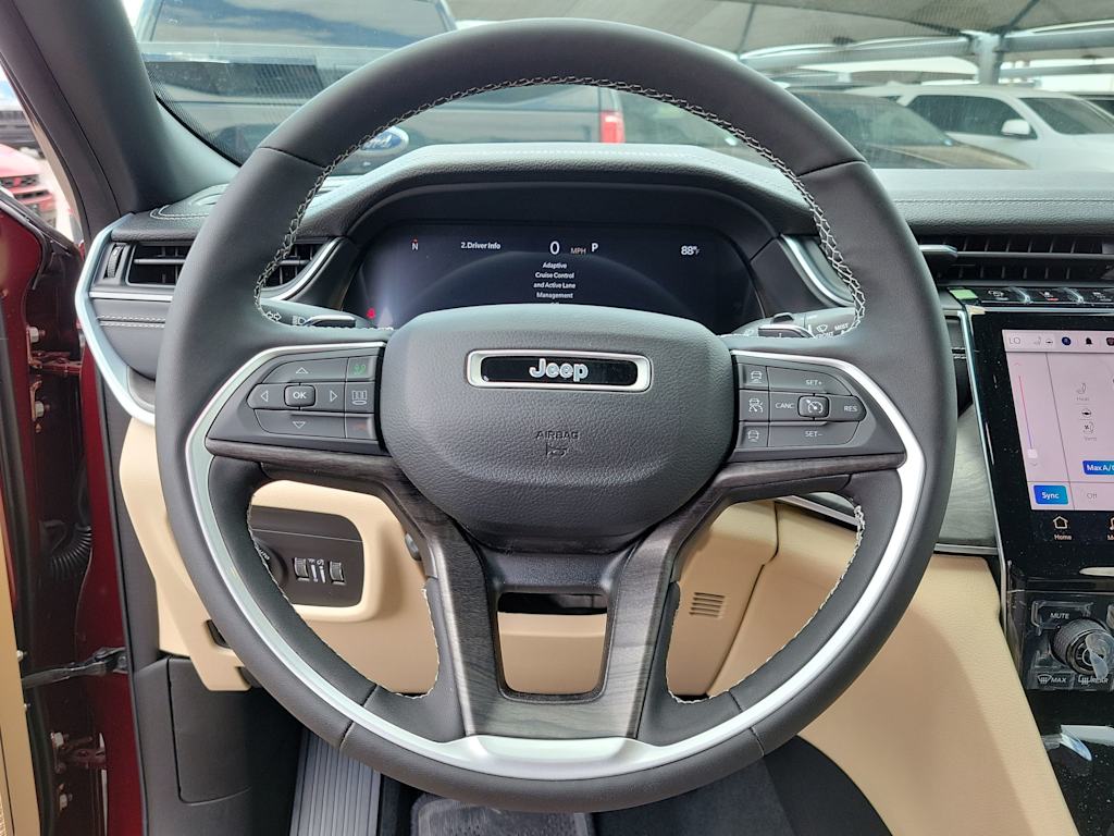 Thumbnail: 2024 Jeep Grand Cherokee - 14