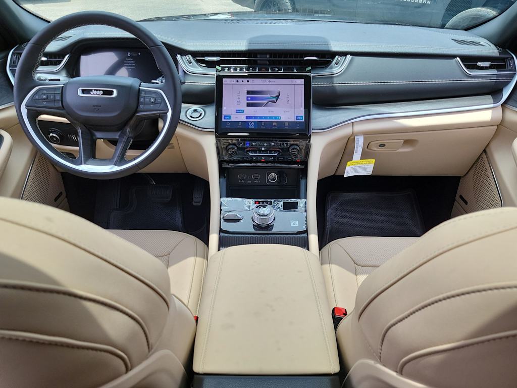 2024 Jeep Grand Cherokee Limited Edition 9