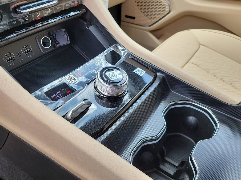 2024 Jeep Grand Cherokee Limited Edition 15