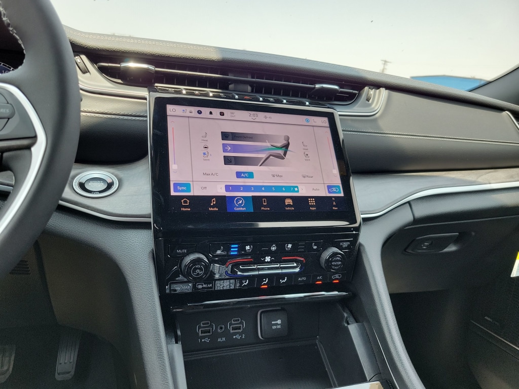2024 Jeep Grand Cherokee Limited Edition 21