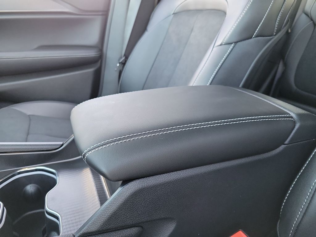 Thumbnail: 2024 Jeep Grand Cherokee - 20