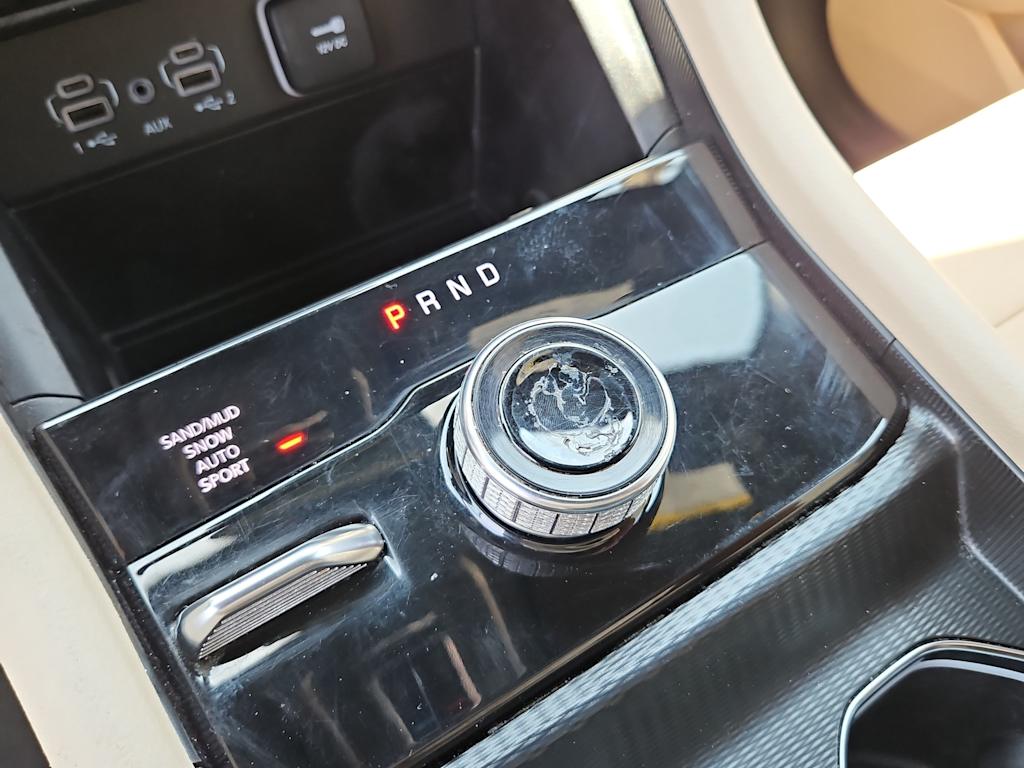 Thumbnail: 2024 Jeep Grand Cherokee - 25