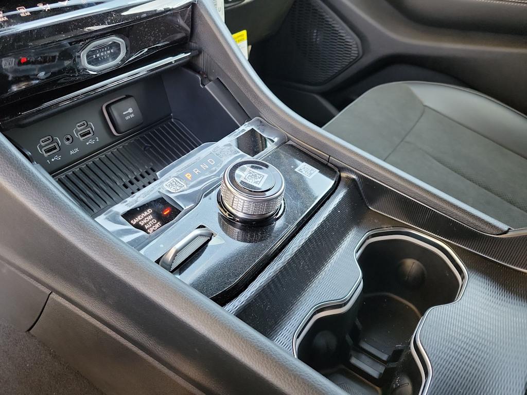 Thumbnail: 2026 Jeep Grand Cherokee L - 15