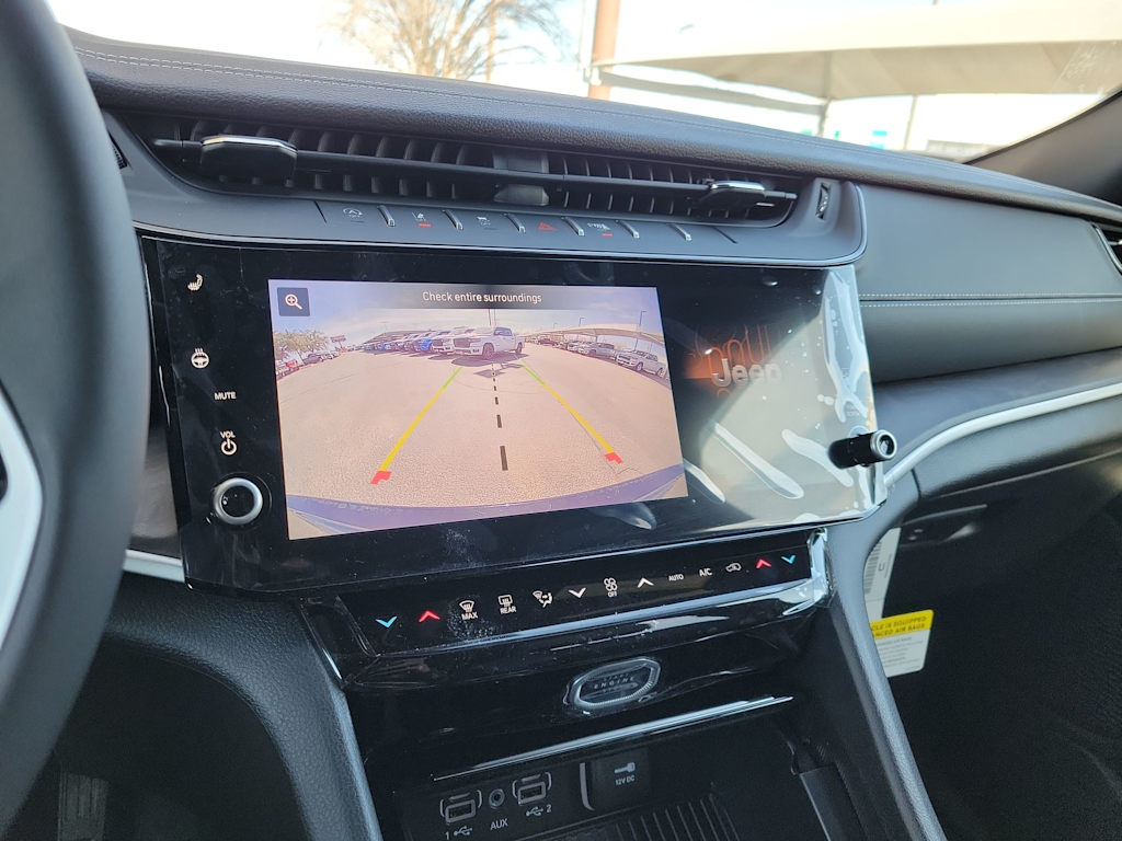 Thumbnail: 2026 Jeep Grand Cherokee L - 14