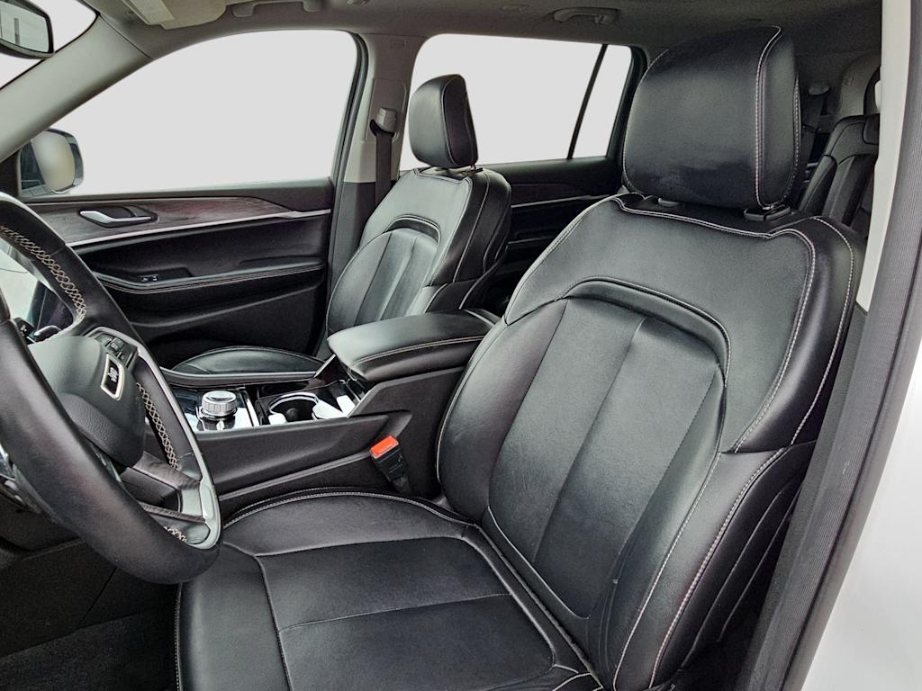 Thumbnail: 2021 Jeep Grand Cherokee L - 10