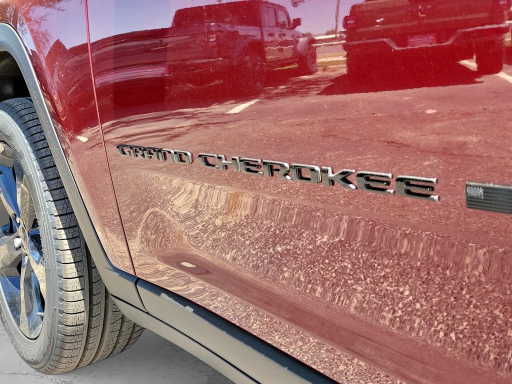 Thumbnail: 2026 Jeep Grand Cherokee L - 7