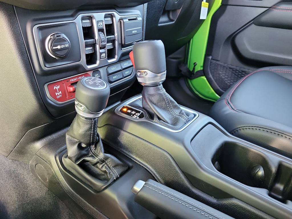 Thumbnail: 2026 Jeep Wrangler - 12