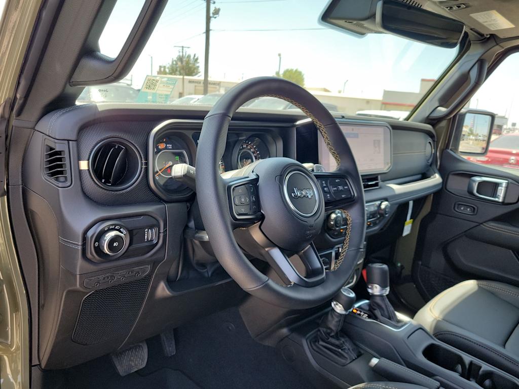 Thumbnail: 2025 Jeep Wrangler - 2