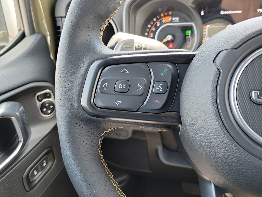 Thumbnail: 2025 Jeep Wrangler - 20