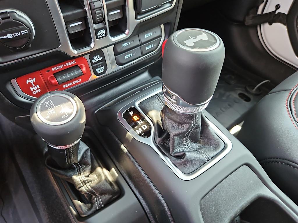 Thumbnail: 2026 Jeep Wrangler - 15