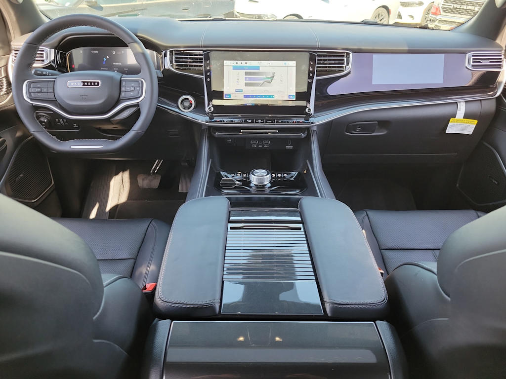 Thumbnail: 2024 Jeep Wagoneer - 10