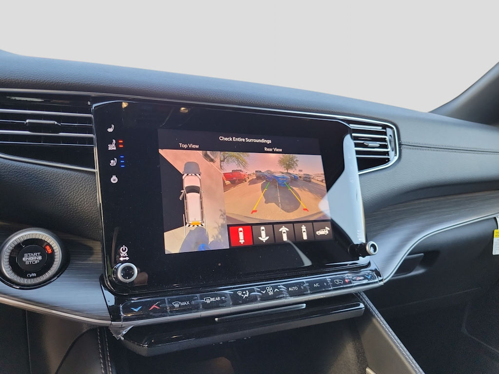 Thumbnail: 2024 Jeep Wagoneer - 20