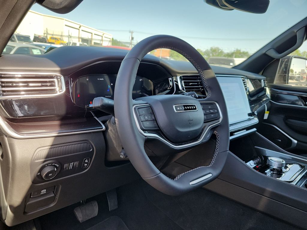 2024 Jeep Wagoneer  2