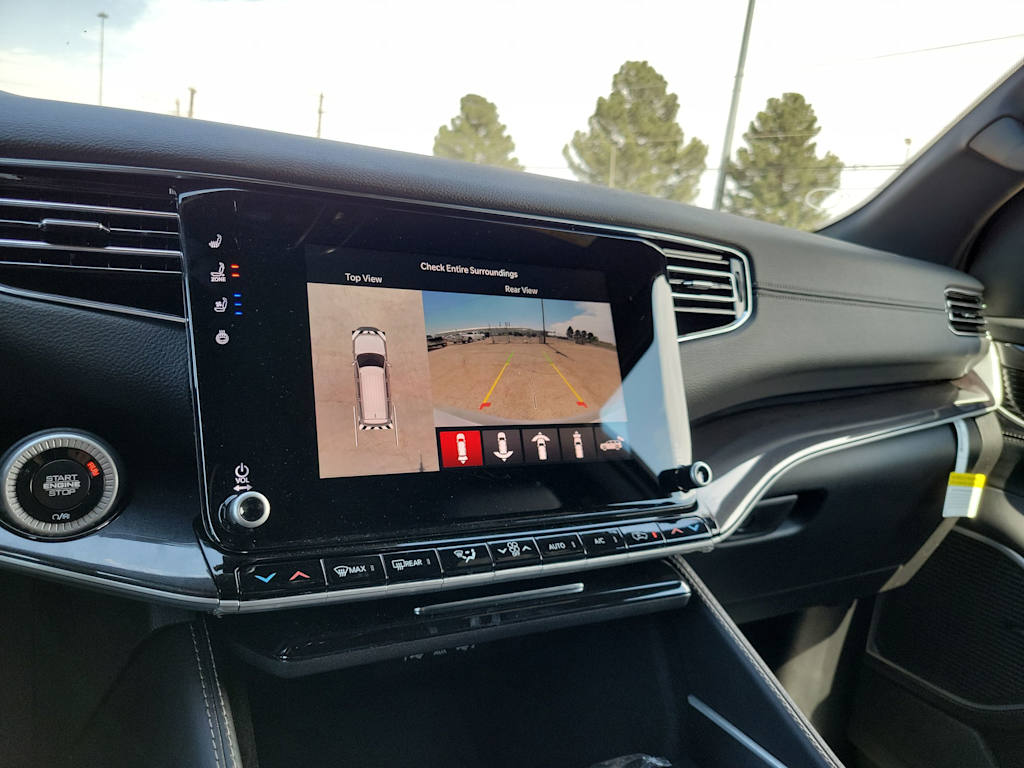 Thumbnail: 2024 Jeep Wagoneer - 14