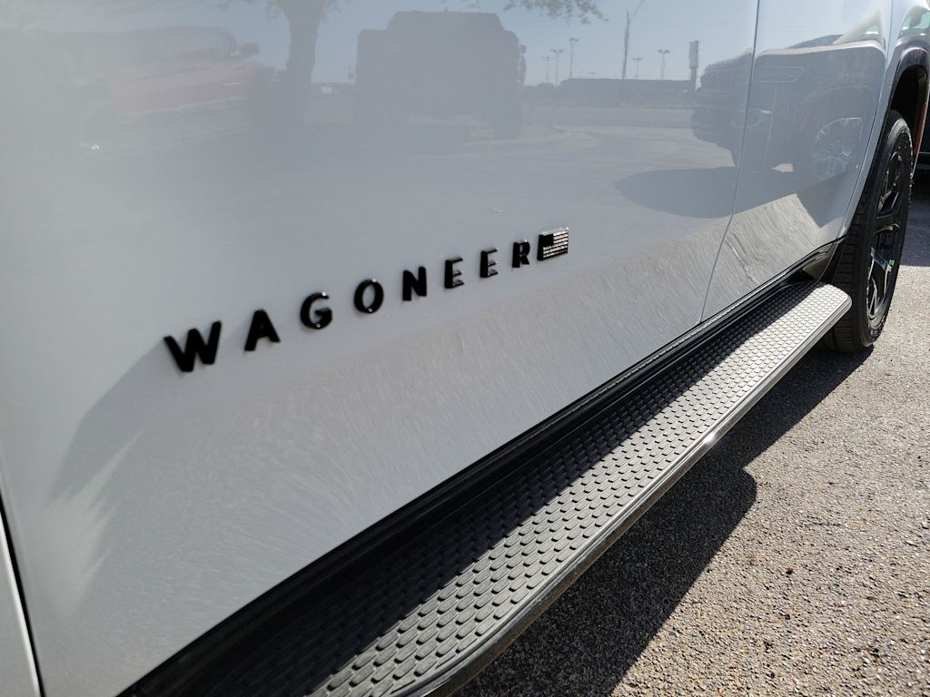 2024 Jeep Wagoneer Series II 7