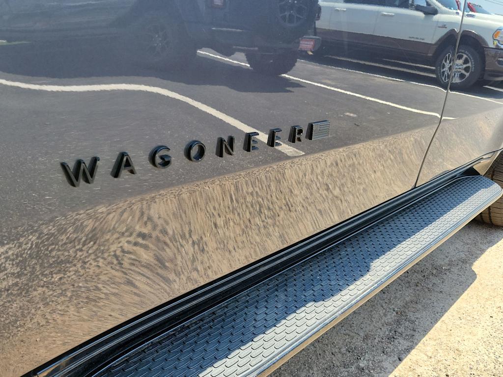 2024 Jeep Wagoneer Series II 7