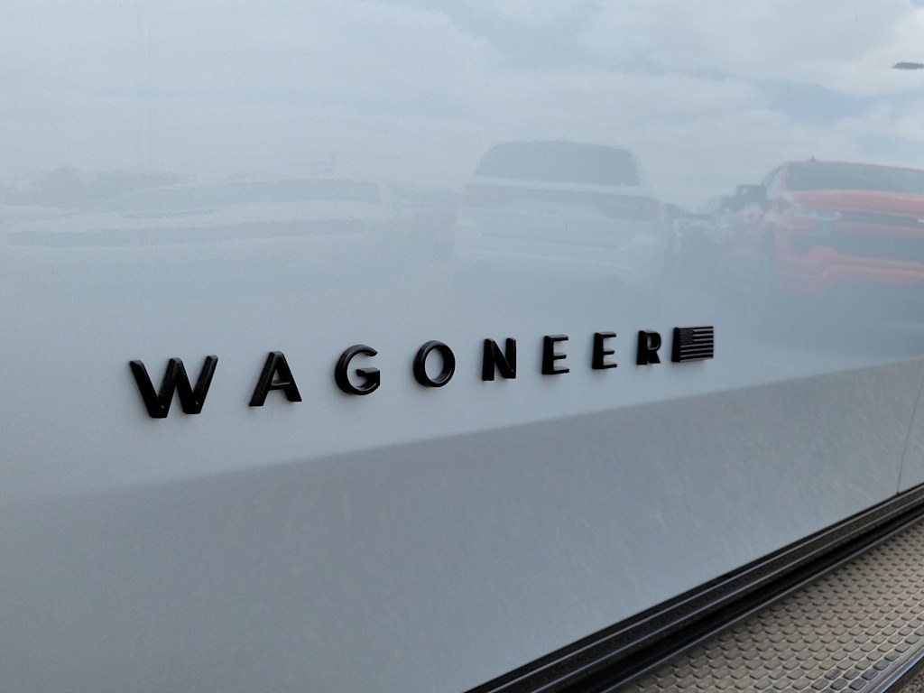 2024 Jeep Wagoneer Series II 7