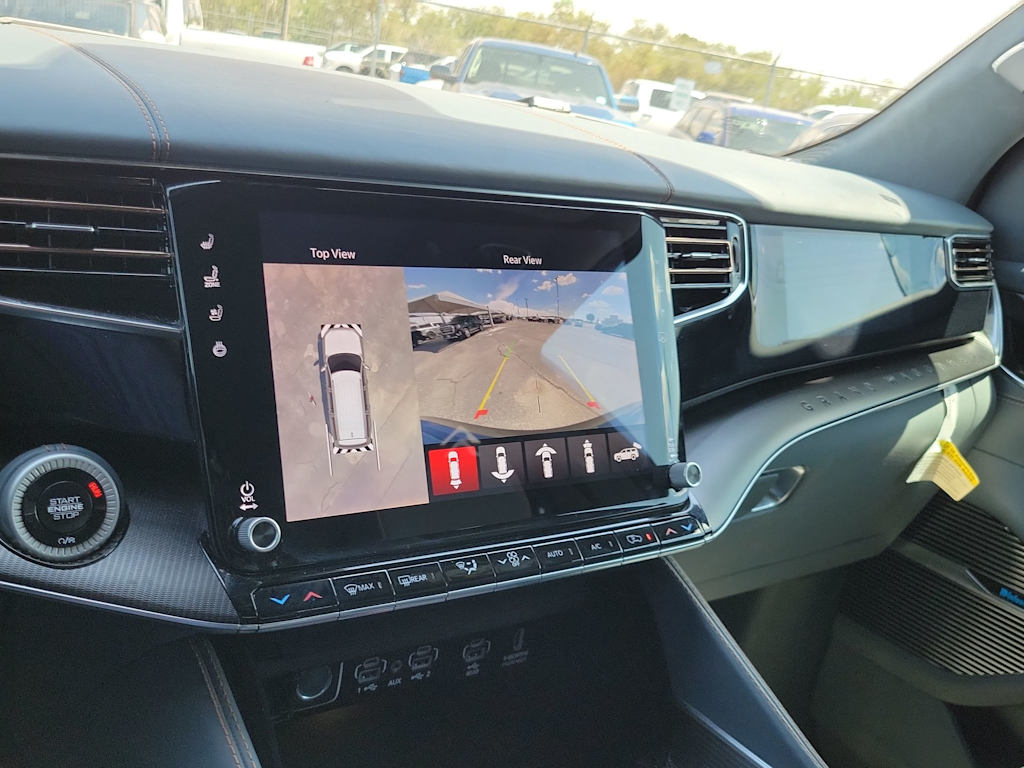 Thumbnail: 2024 Jeep Grand Wagoneer - 20