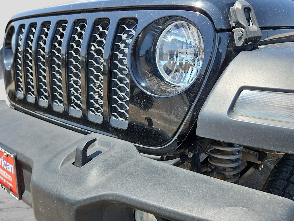 Thumbnail: 2020 Jeep Gladiator - 22