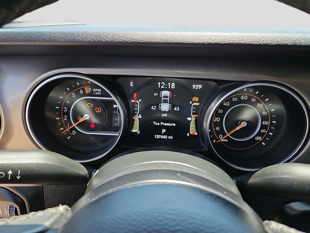 Thumbnail: 2020 Jeep Gladiator - 14