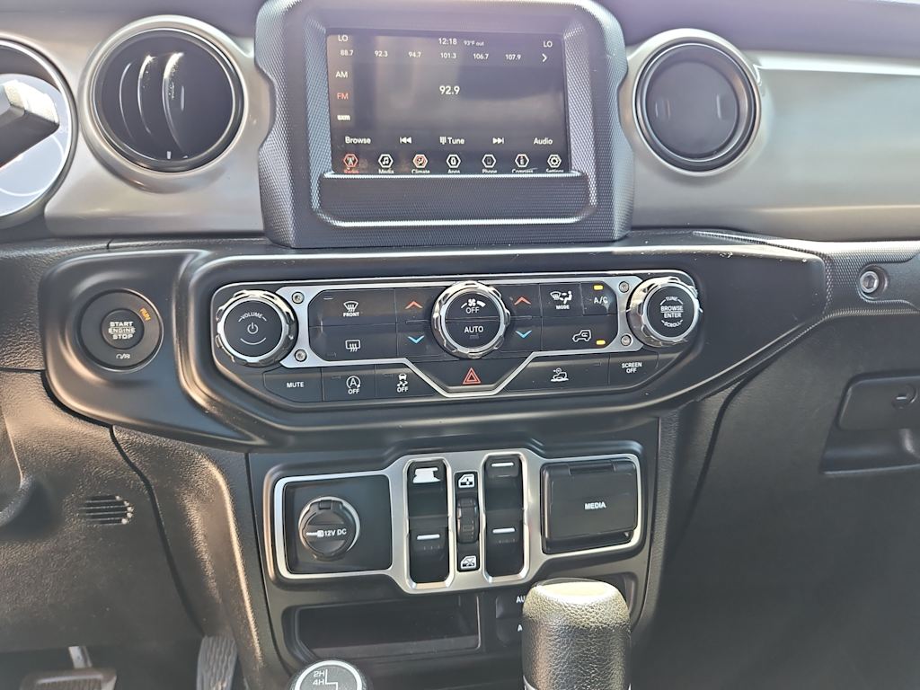 Thumbnail: 2020 Jeep Gladiator - 12