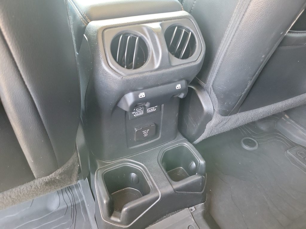 Thumbnail: 2023 Jeep Gladiator - 17