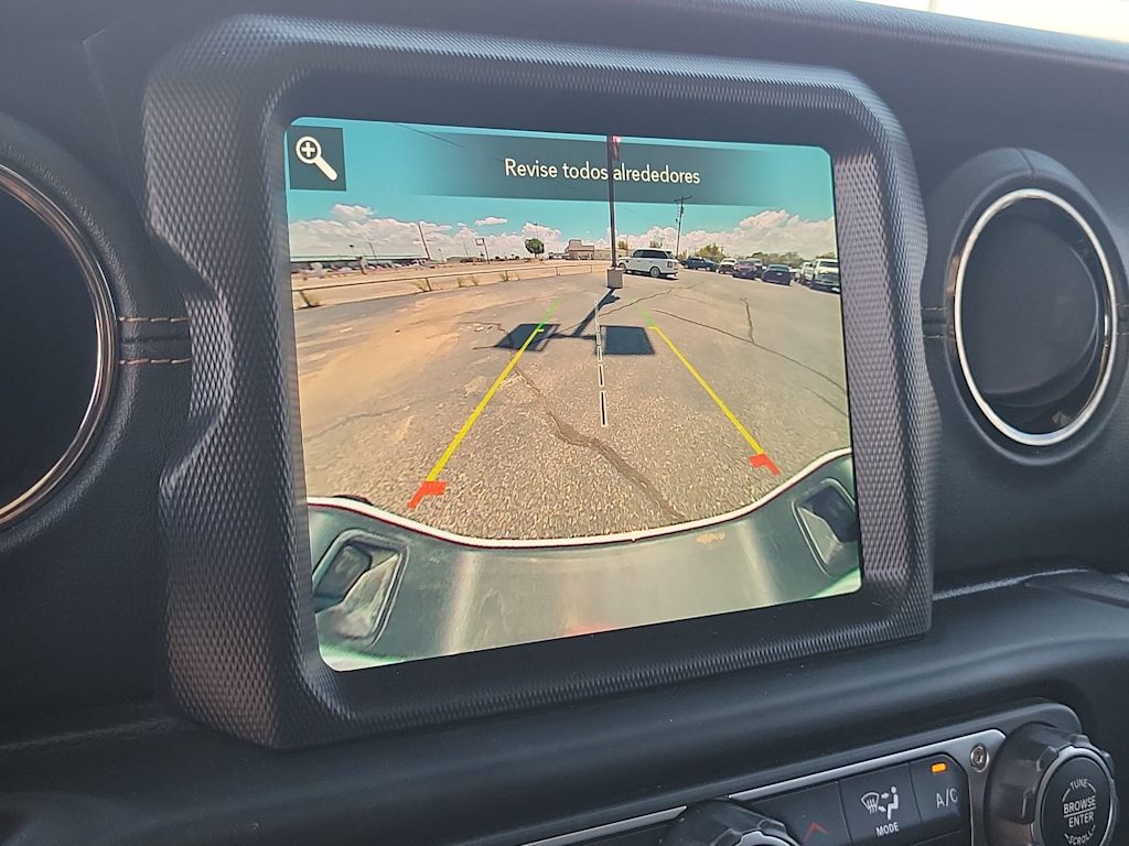 Thumbnail: 2023 Jeep Gladiator - 13