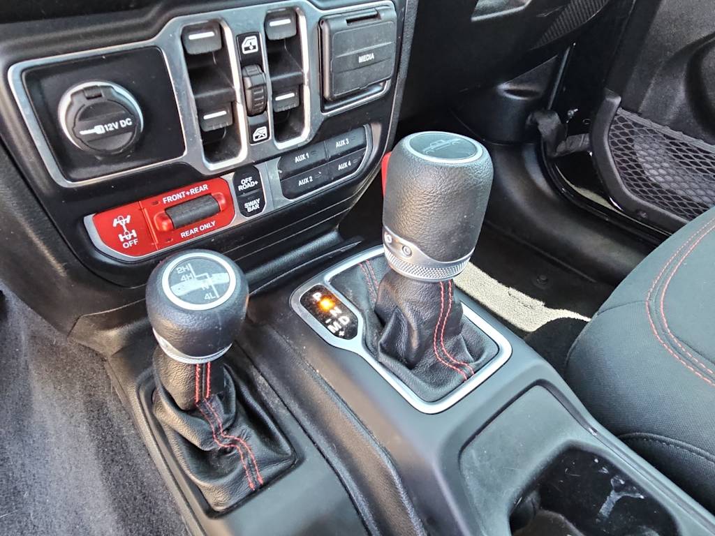 Thumbnail: 2020 Jeep Gladiator - 13