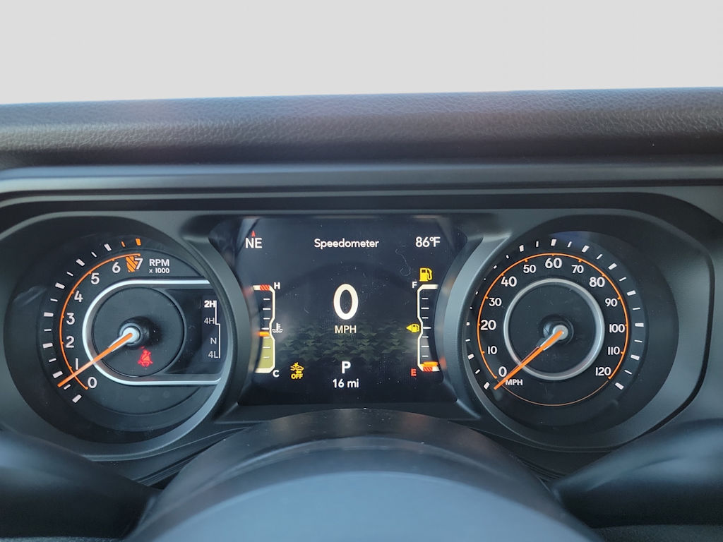 Thumbnail: 2026 Jeep Gladiator - 16