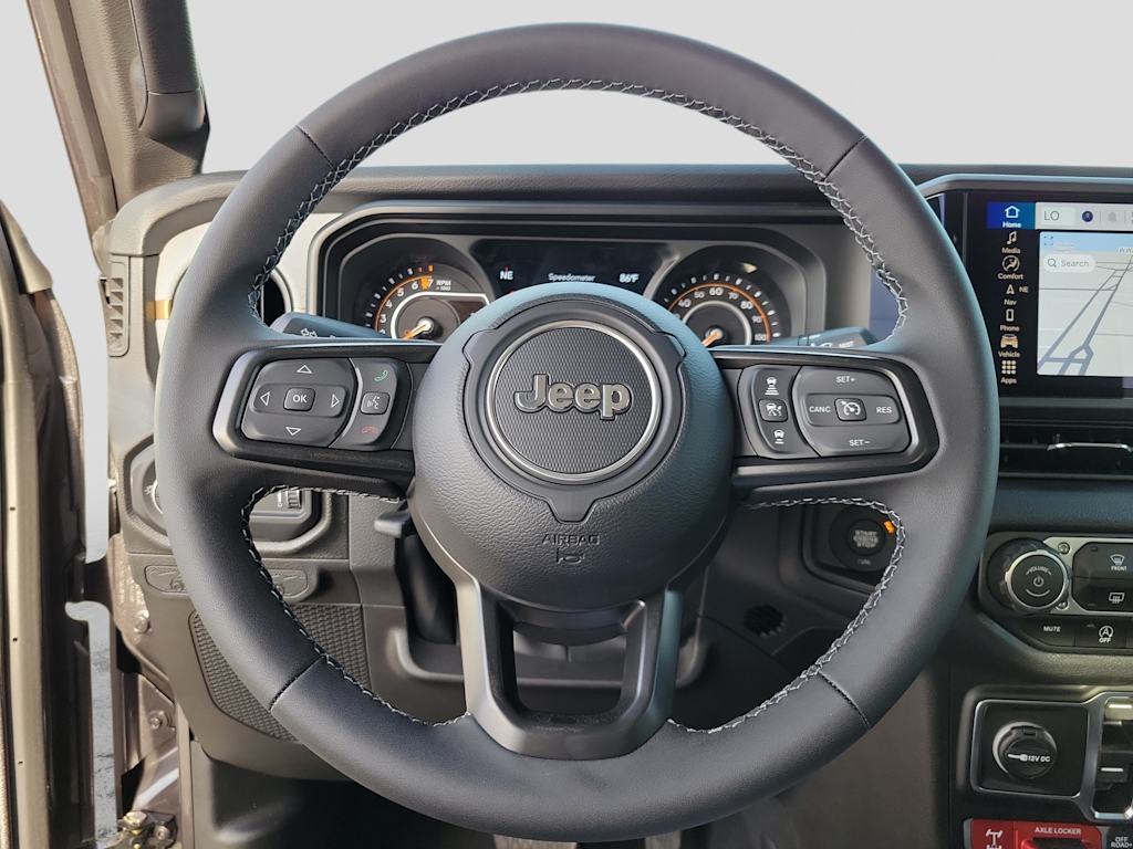 Thumbnail: 2026 Jeep Gladiator - 12