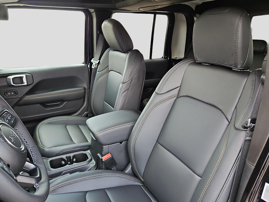 Thumbnail: 2026 Jeep Gladiator - 10