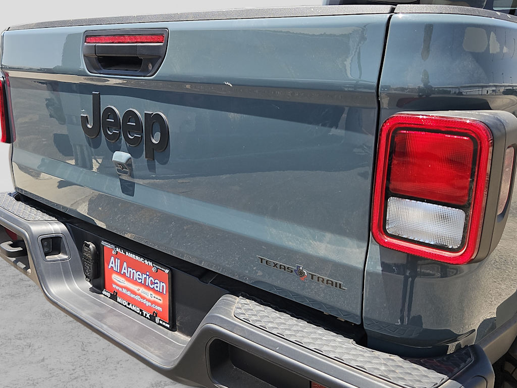 Thumbnail: 2026 Jeep Gladiator - 25