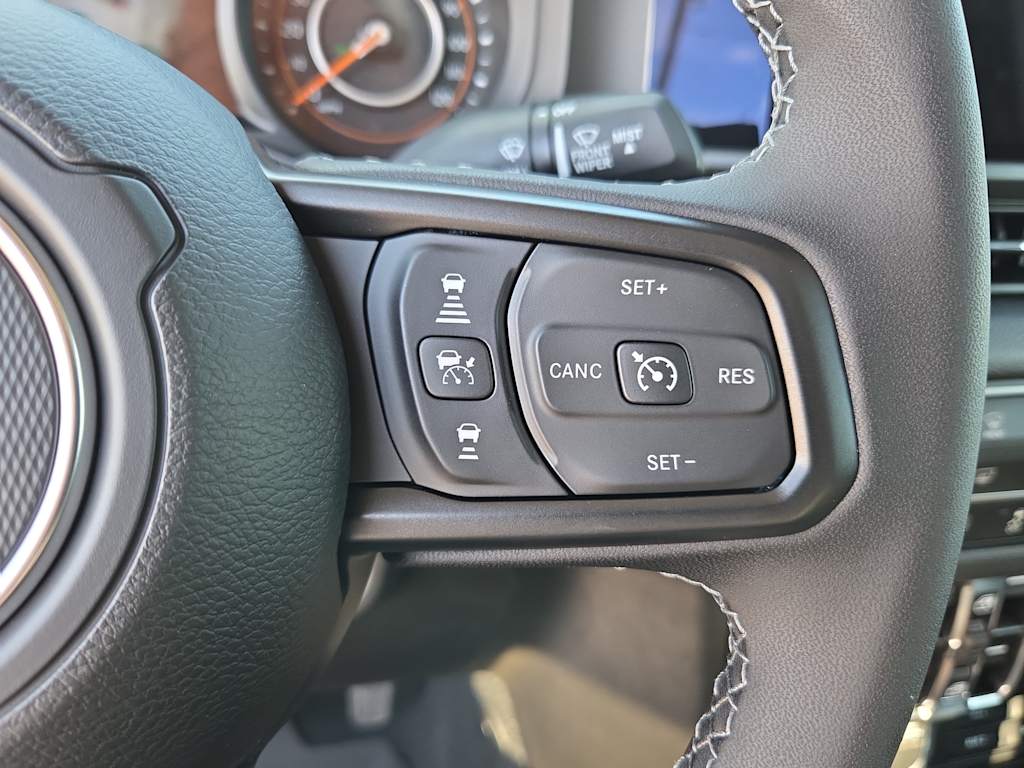 Thumbnail: 2026 Jeep Gladiator - 28
