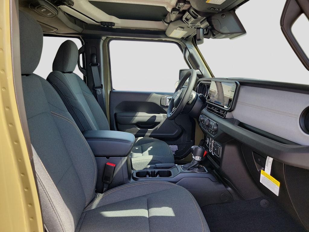 Thumbnail: 2025 Jeep Gladiator - 11