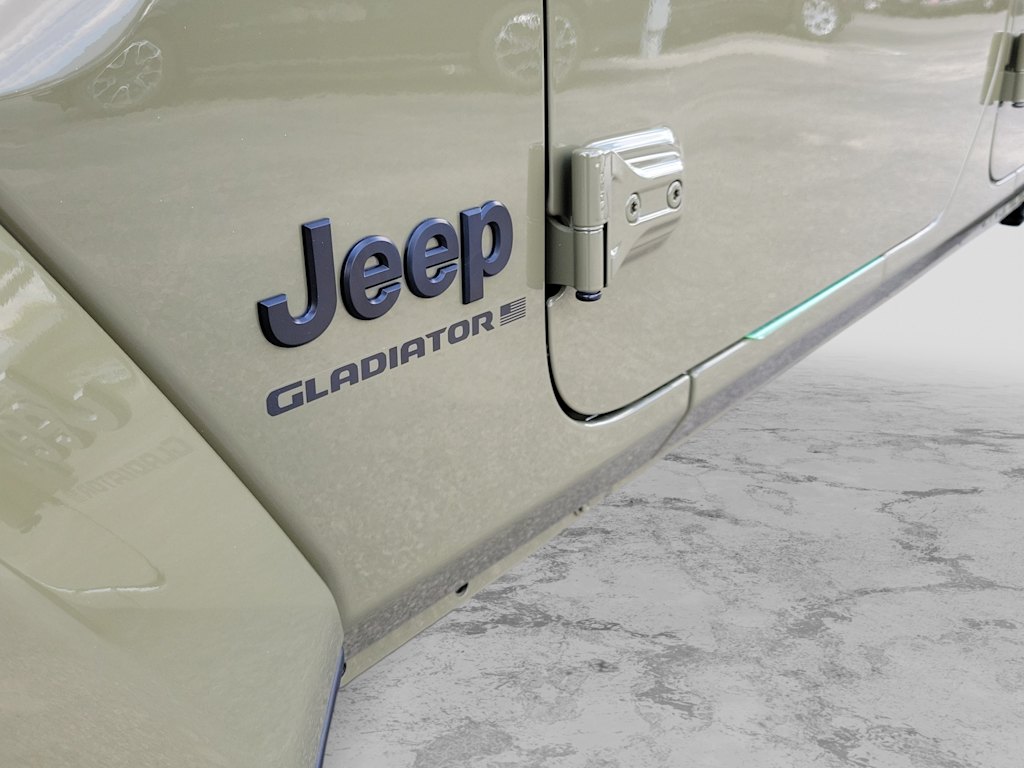 Thumbnail: 2025 Jeep Gladiator - 7