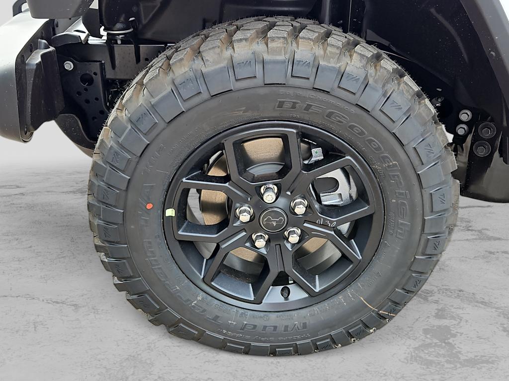 Thumbnail: 2026 Jeep Gladiator - 8
