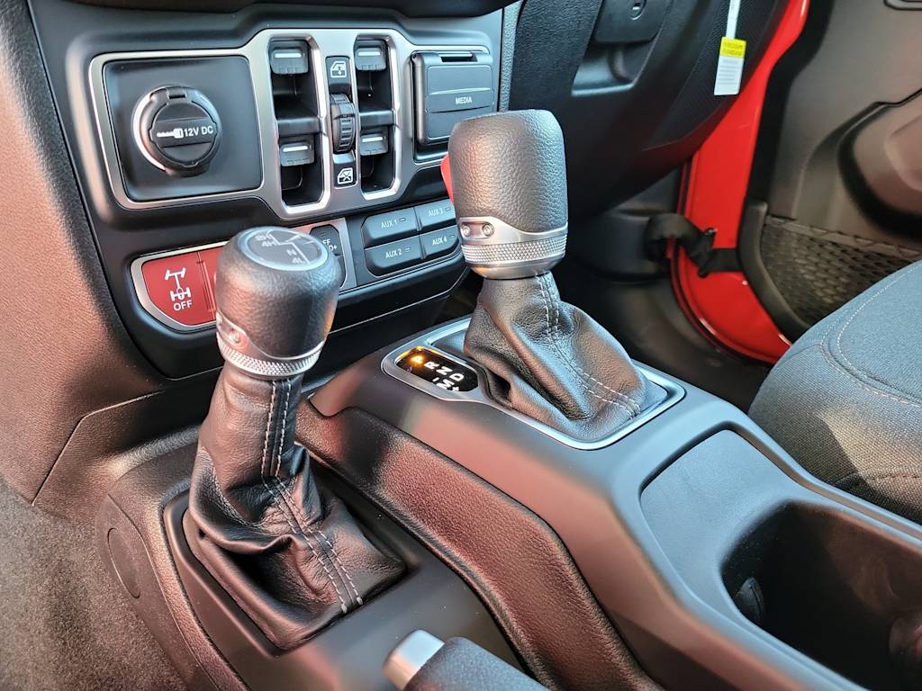 Thumbnail: 2026 Jeep Gladiator - 14