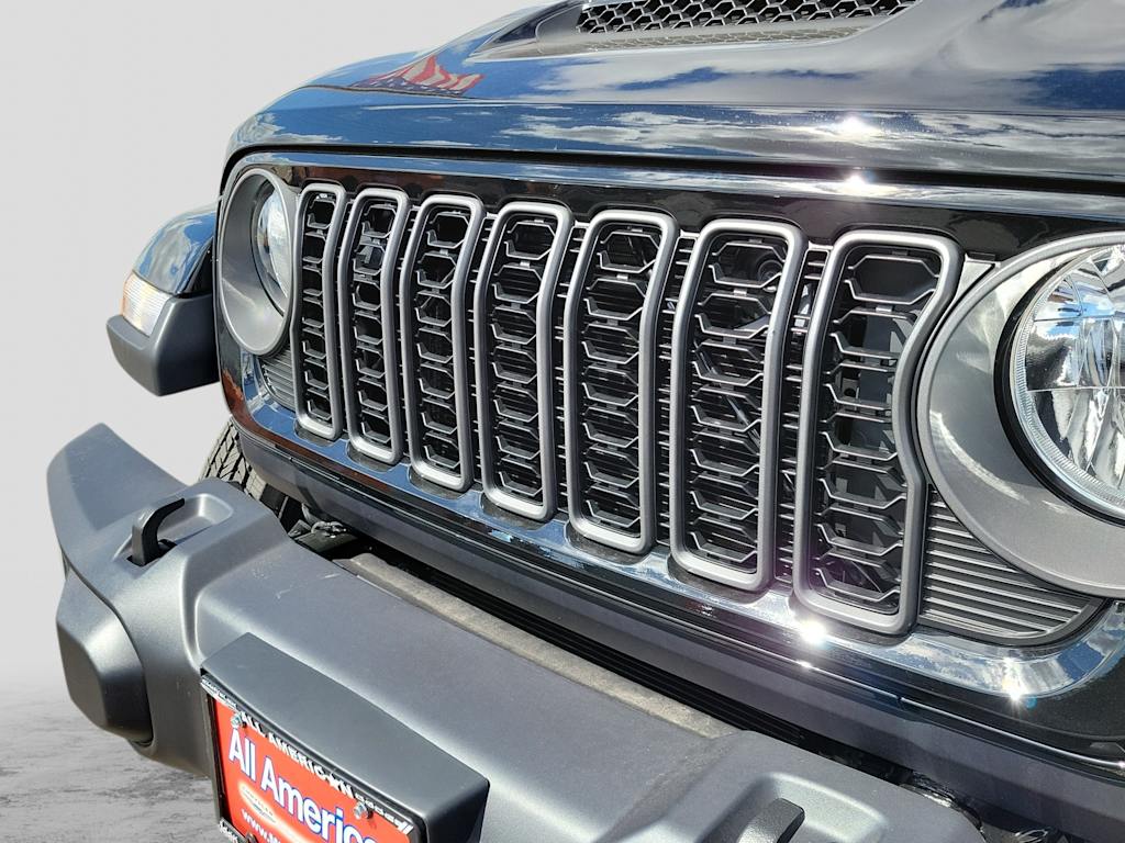 Thumbnail: 2025 Jeep Gladiator - 25