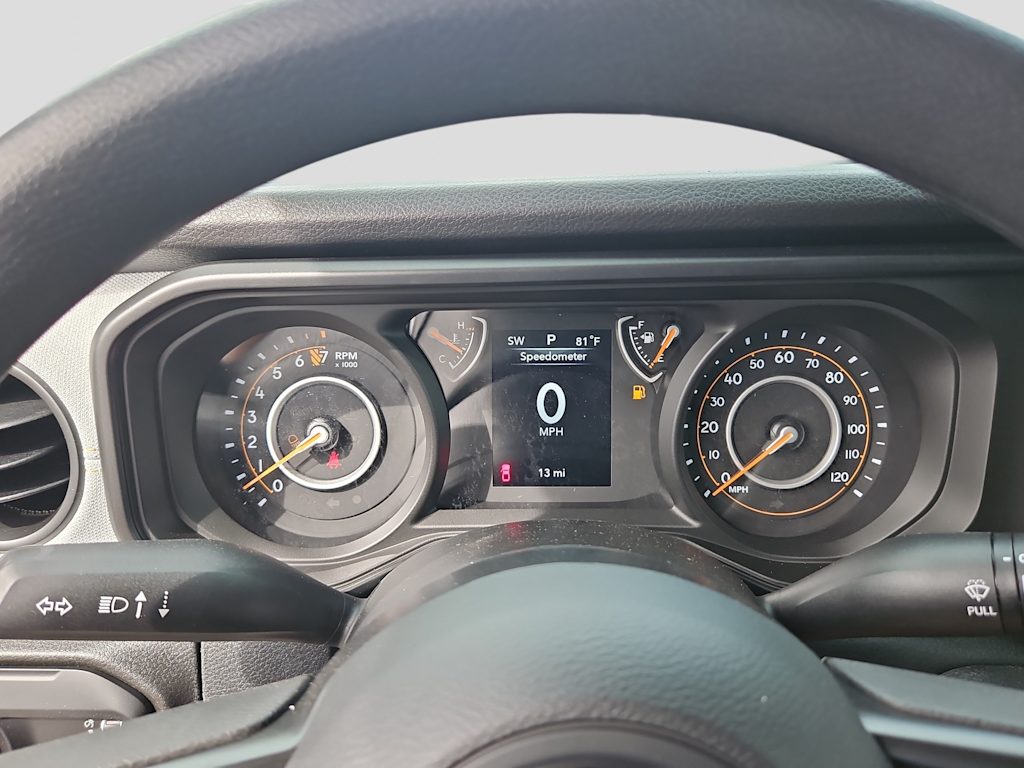 Thumbnail: 2026 Jeep Gladiator - 17