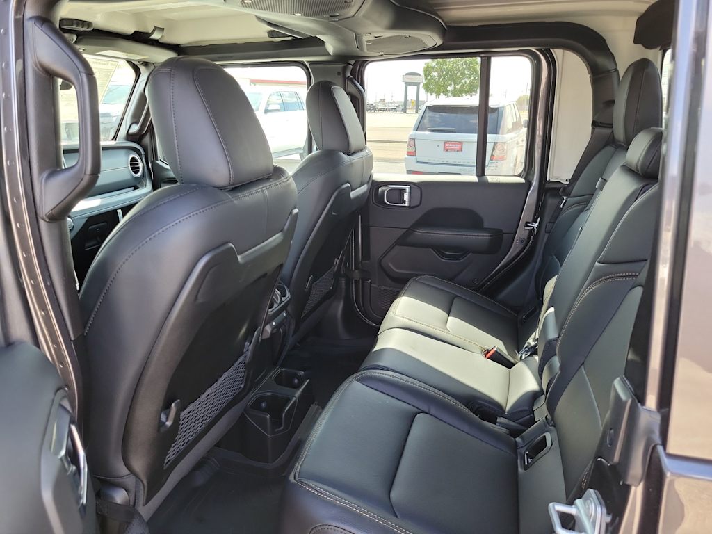 Thumbnail: 2025 Jeep Gladiator - 12