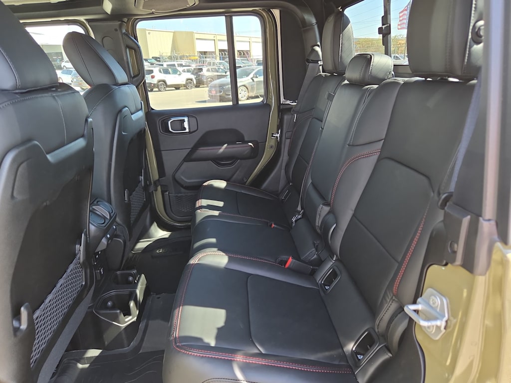 Thumbnail: 2025 Jeep Gladiator - 17