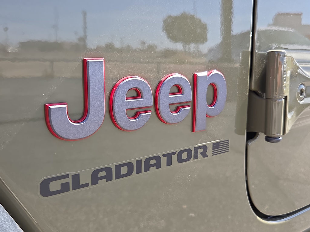 Thumbnail: 2025 Jeep Gladiator - 7