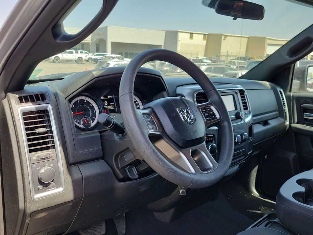 2024 RAM 1500 Warlock 2