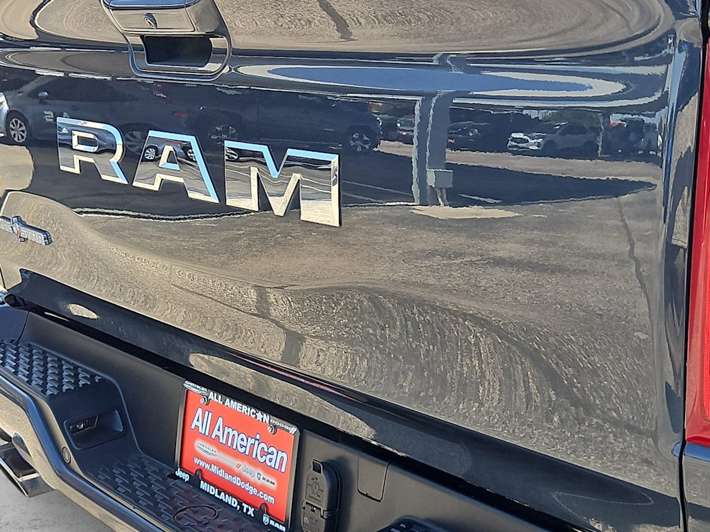 Thumbnail: 2025 RAM 1500 - 25