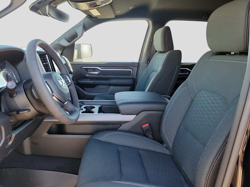Thumbnail: 2026 RAM 1500 - 10