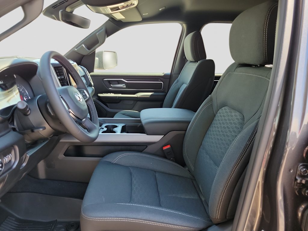 Thumbnail: 2026 RAM 1500 - 10