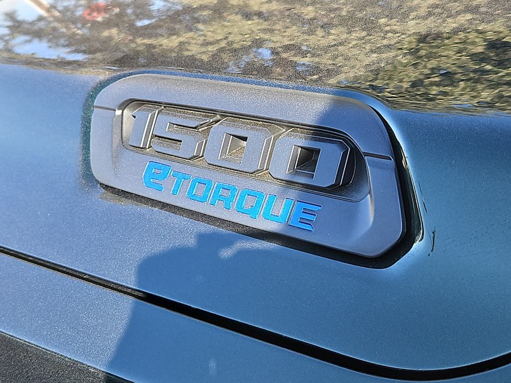 Thumbnail: 2026 RAM 1500 - 7